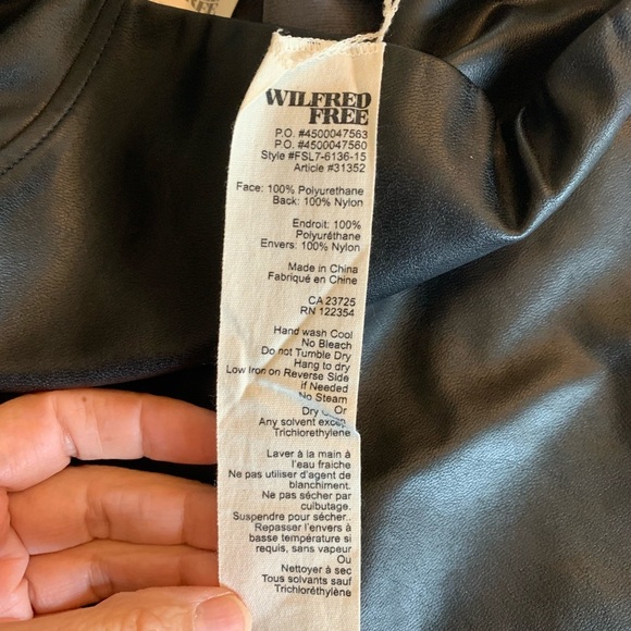 Wilfred Free black Daria leggings,  size medium. - Picture 9 of 12